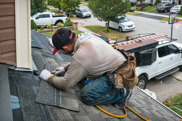 Professional Emergency Roof Repair technician working in Lamont, WA